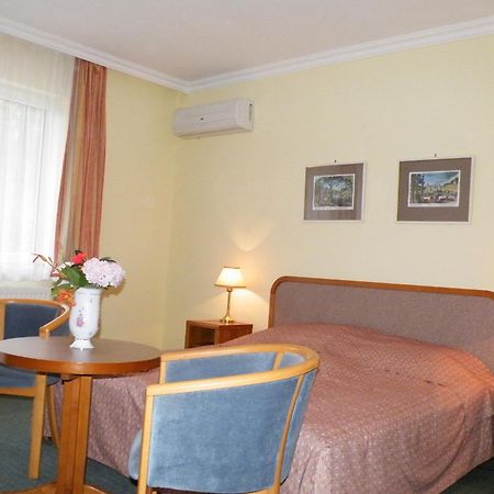 Apartment Pension Rideg Hévíz Dış mekan fotoğraf