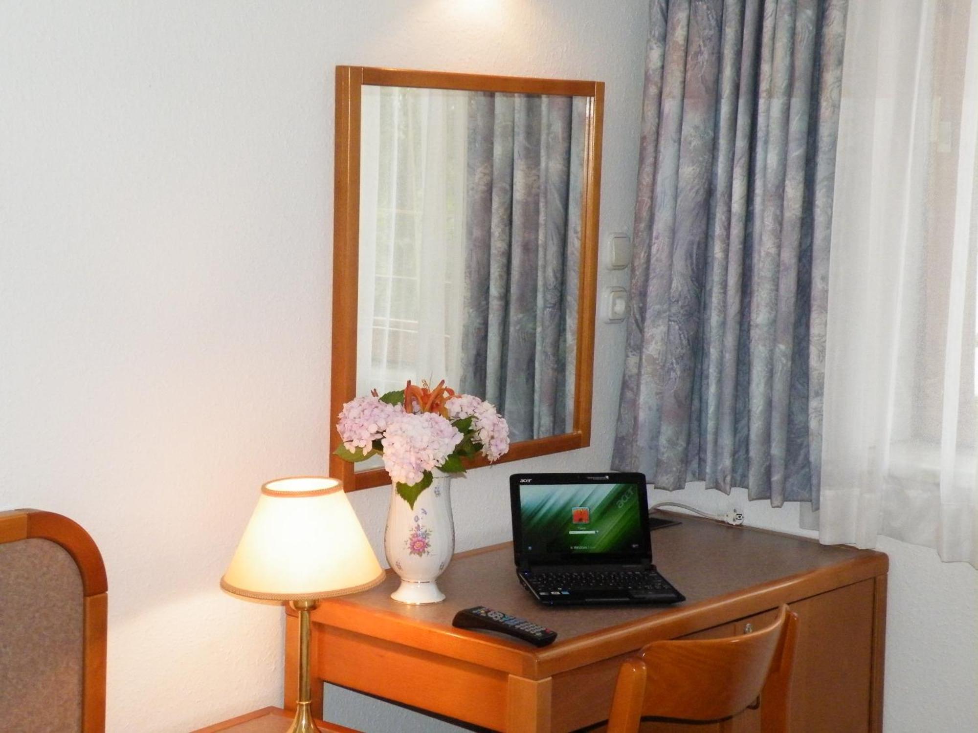 Apartment Pension Rideg Hévíz Oda fotoğraf