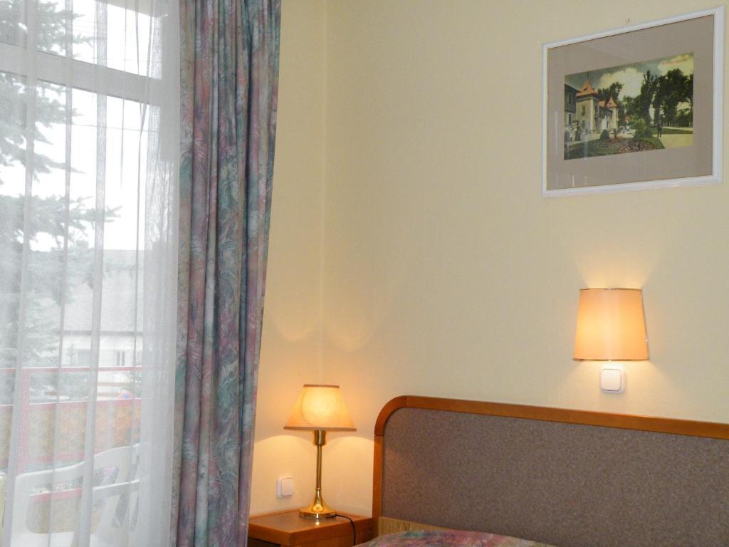 Apartment Pension Rideg Hévíz Oda fotoğraf