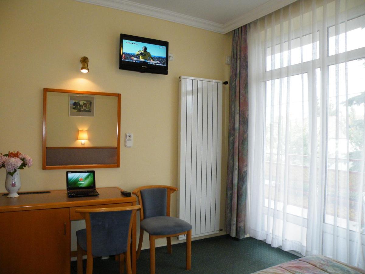 Apartment Pension Rideg Hévíz Oda fotoğraf